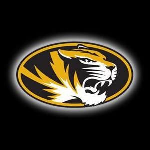 Meet your Posher, Clint